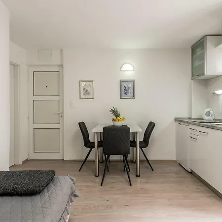 Apartment Riva Centar Split